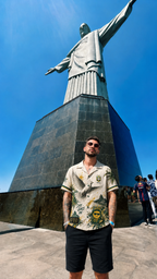 Oliver in Brazil - Beach Vibe